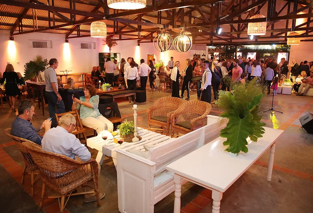 5811b8_ef3e86904a5440fda43fe216521a3605~mv2